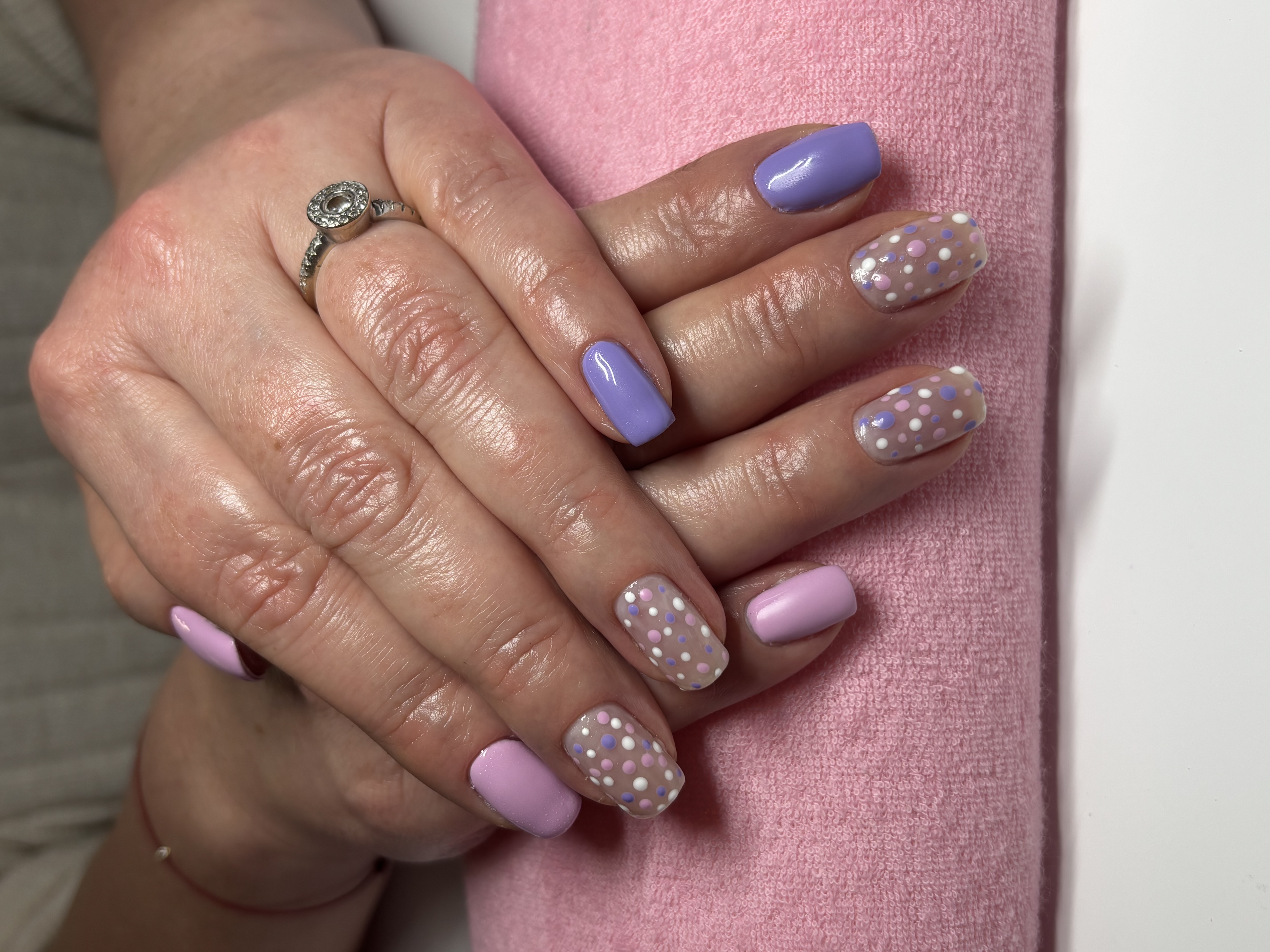 Pastelinis manikiūras